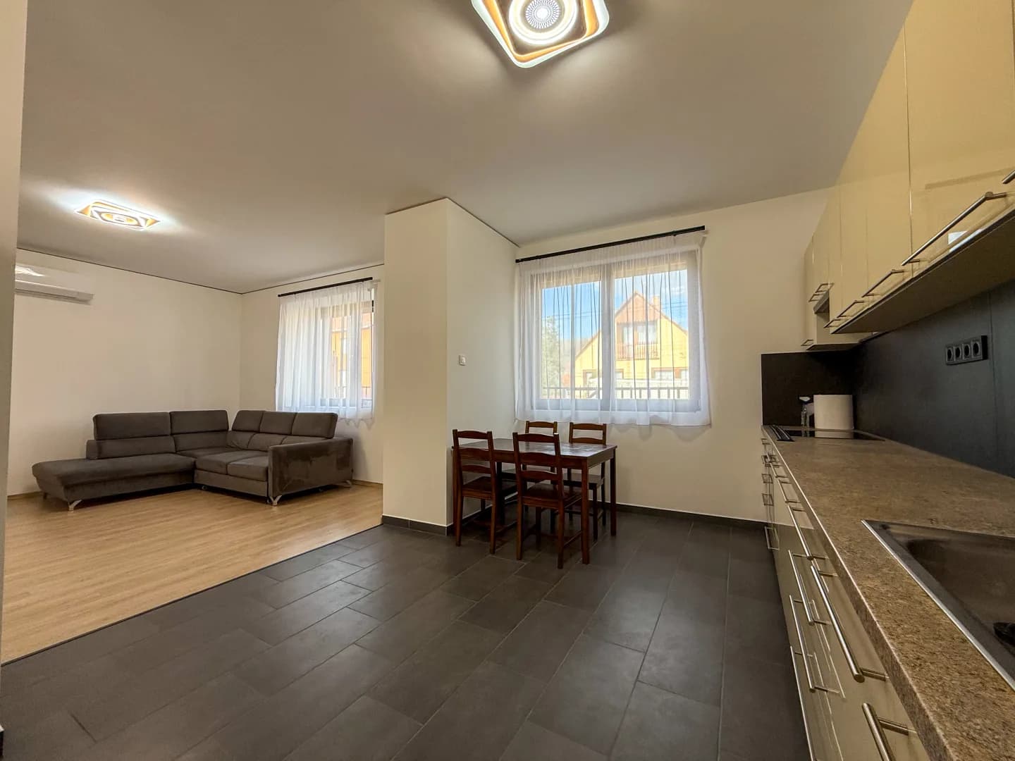 Prémium minőségben felújított, modern otthon